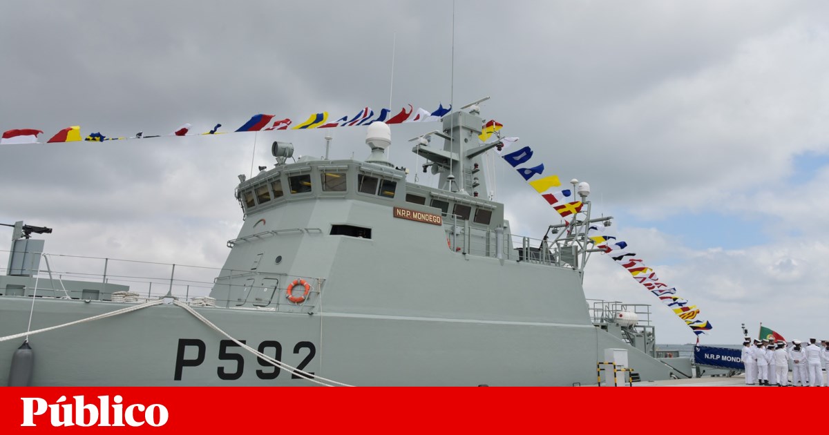 Navy reopens disciplinary proceedings against military personnel who refused to board the Mondego