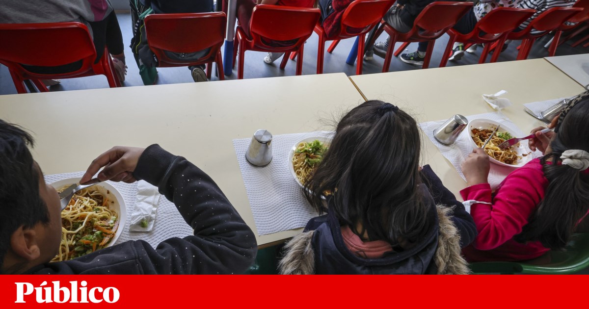 Mixed-gender schools maintain 'same canteen for everyone' even with limited funds