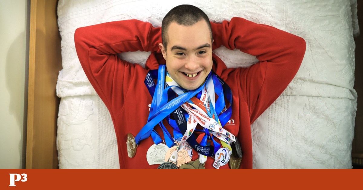 Francisco has Down syndrome and challenges prejudices in work, sport, and social life