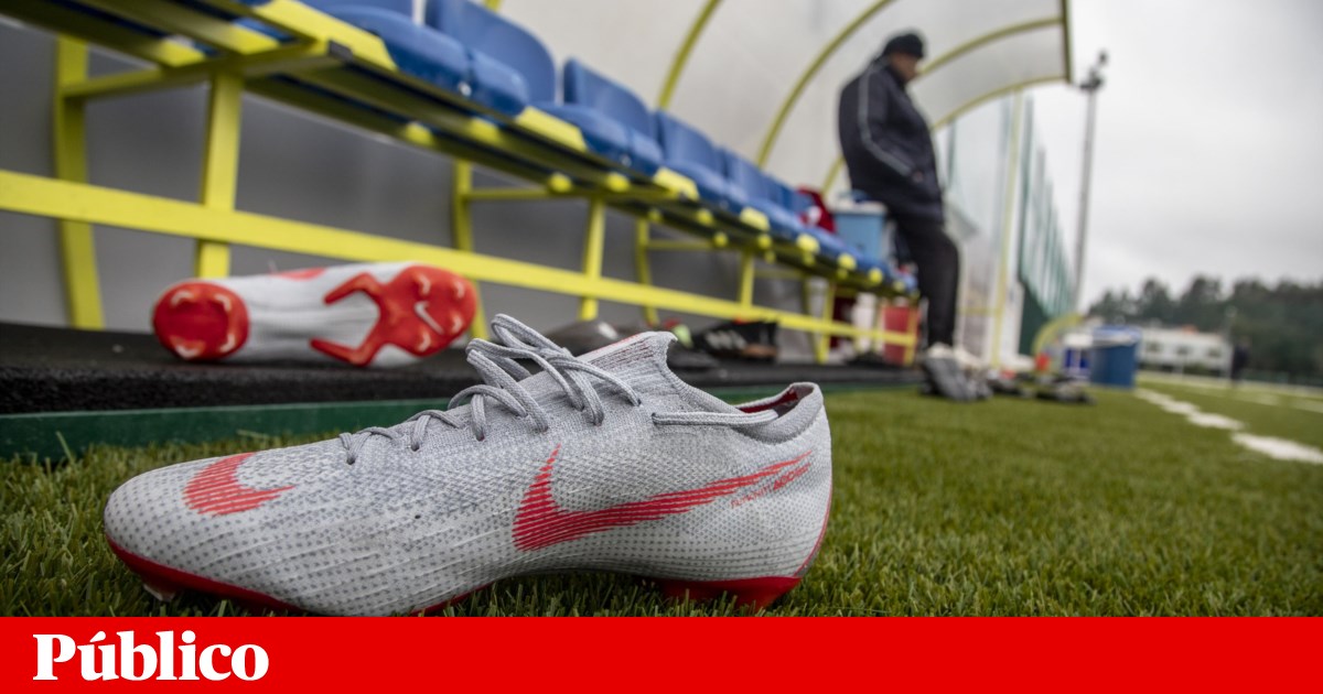 Footballers change their version in exploitation case. Public Prosecutor opens criminal proceedings