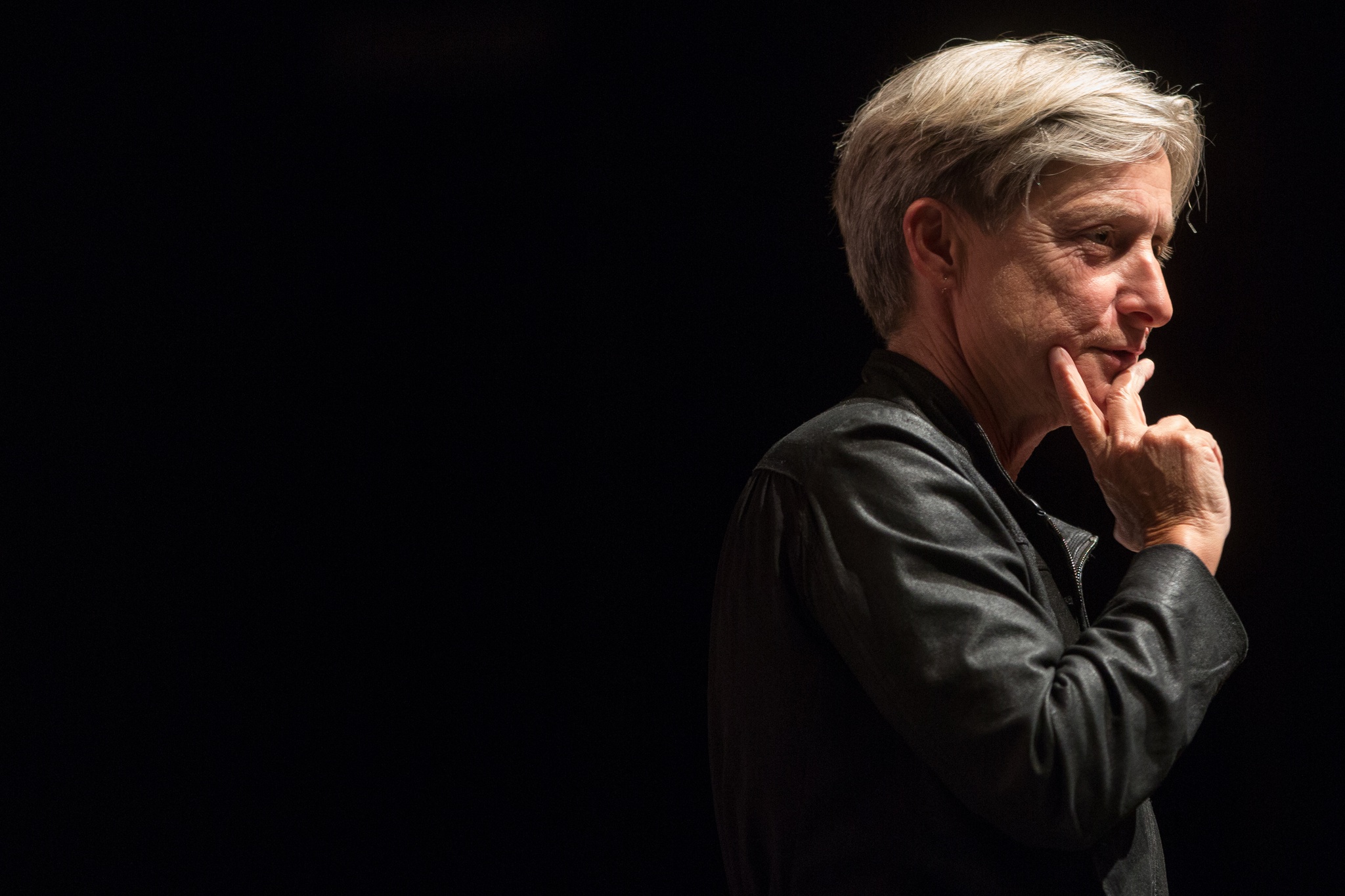 accao-paralela,cultura,ipsilon,judith-butler,opiniao,culturaipsilon,