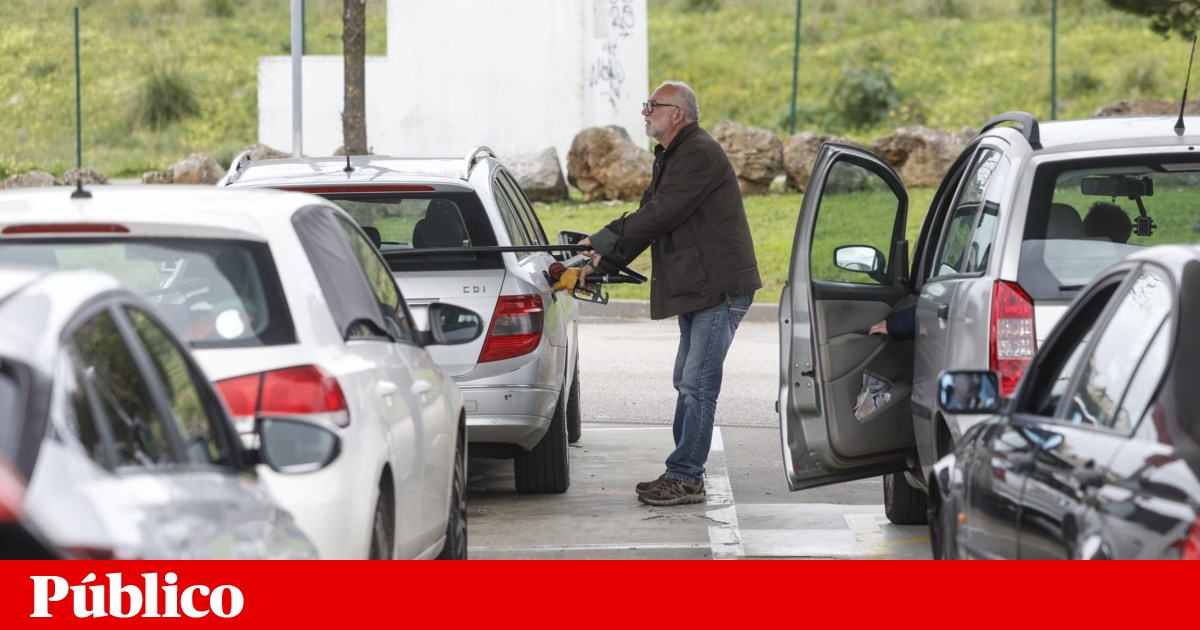 Diesel 40 cents cheaper, gas at half price. Portuguese people (still) go to Spain more often