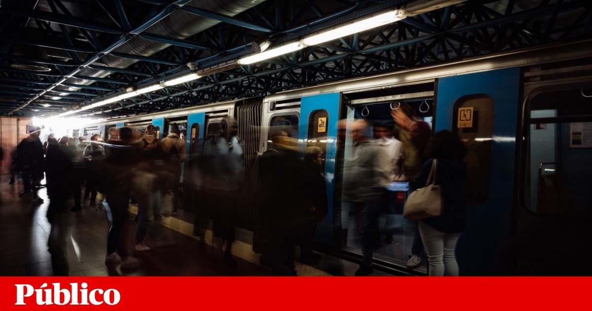 Why doesn't the Lisbon metro run earlier? Zero Association wants doors to open at 5:30 AM