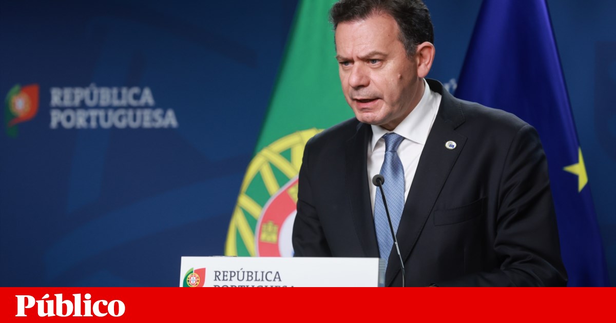 Para não “esconder”, Montenegro antecipa-se à EpT e divulga clientes da Spinumviva | Luís Montenegro Para não “esconder”, Montenegro antecipa-se à EpT e divulga clientes da Spinumviva | Luís Montenegro