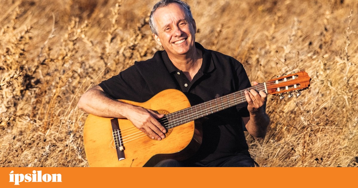 For João Afonso it is Time for Poetry and testing sounds on a new album