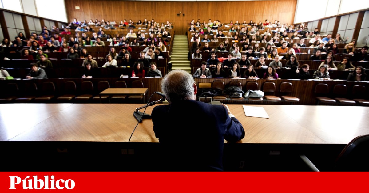 Higher education access to require English and numeracy proficiency