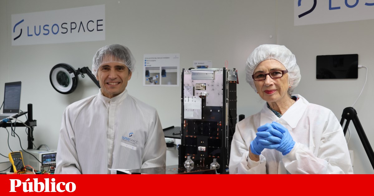 Portugal launches five satellites into space at once today