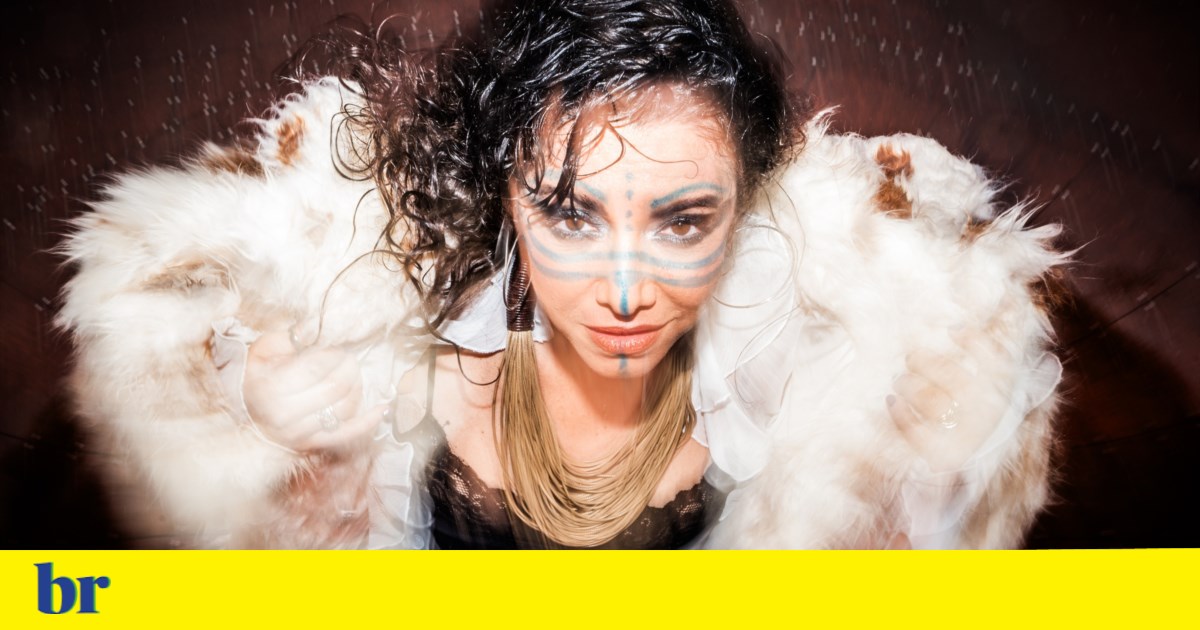 Alex Liberalli releases first solo album after years on the road in Portugal