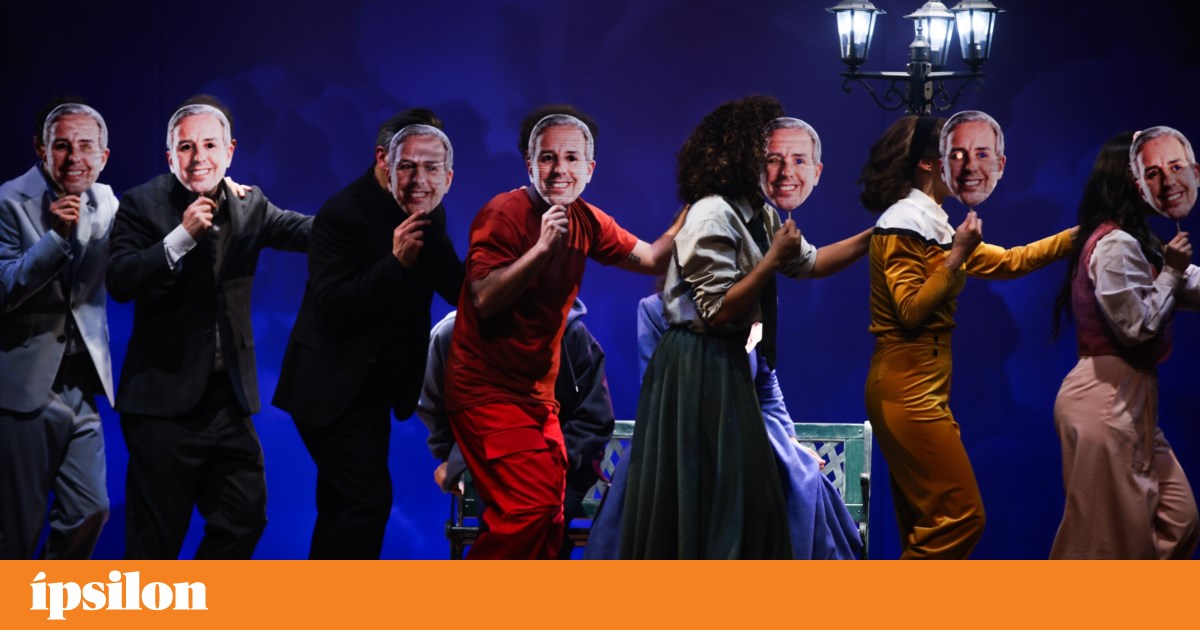 The musical about Sócrates for the country to look in the mirror
