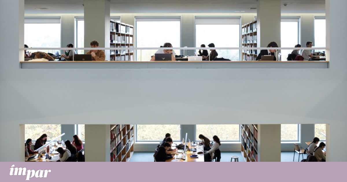 Academic training and complex work reduce the risk of dementia