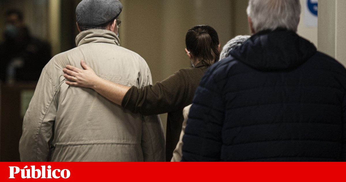 Hospitals have 745 patients admitted unnecessarily, some waiting for a vacancy for over a year