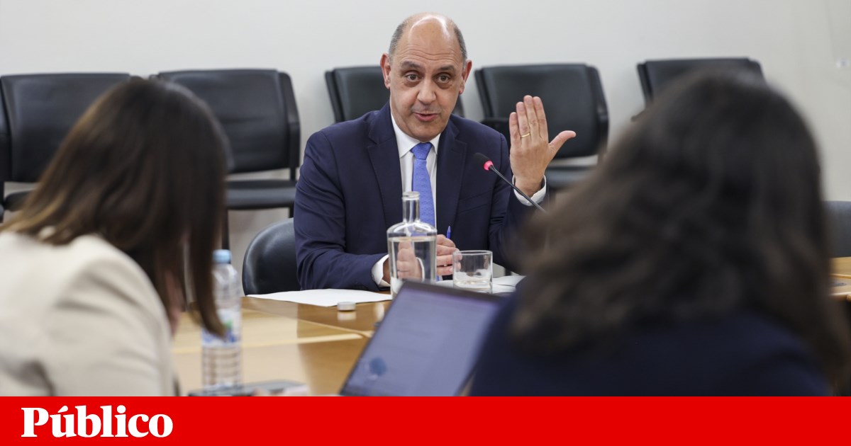Former minister Manuel Pizarro says it is impossible for the Air Force to ensure medical emergency services