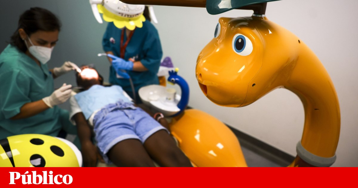 Parliament approves two proposals for the creation of a dental career path within the NHS