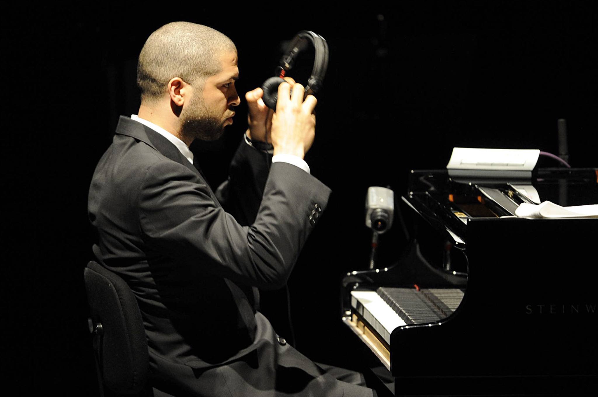 FVLn - NFACTOS / FERNANDO VELUDO (em exclusivo para PUBLICO) - PORTO - CASA DA MUSICA - 29 ABRIL 2008 - Concerto de jazz IN MY MIND com o octeto do pianista JASON MORAN - concertos -08/05/01-p2