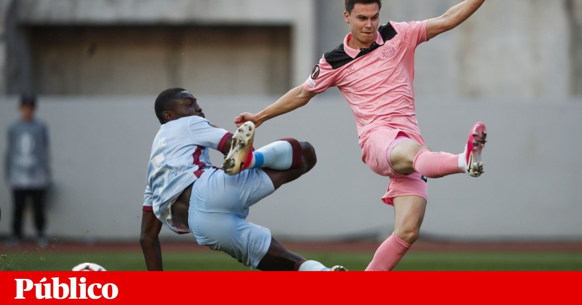Photo: Público Sunderland Beats Torreense With Late Comeback in Europa League