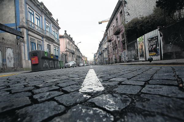 No Porto há uma rua que é um caso de estudoÁlvares Cabral | PÚBLICO