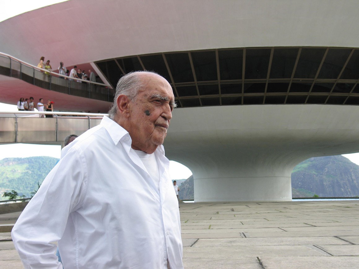 Morreu Oscar Niemeyer, o último grande arquitecto do século XX Óbitos PÚBLICO Morreu Oscar Niemeyer, o último grande arquitecto do século XX Óbitos PÚBLICO