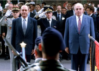 O dia em que dei de cara com o Helmut Kohl na rua XV
