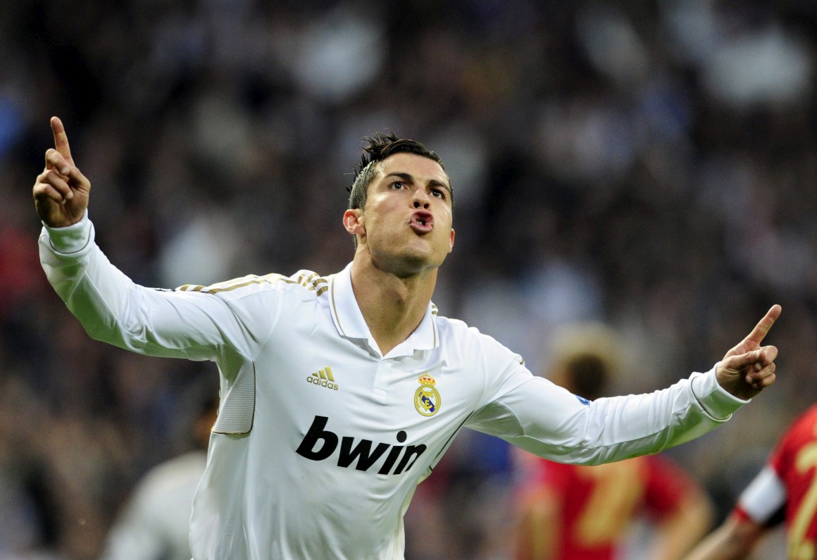 Без роналдо. Ronaldo. Фото Роналду. Прическа Роналду. Криштиану Роналду лох.