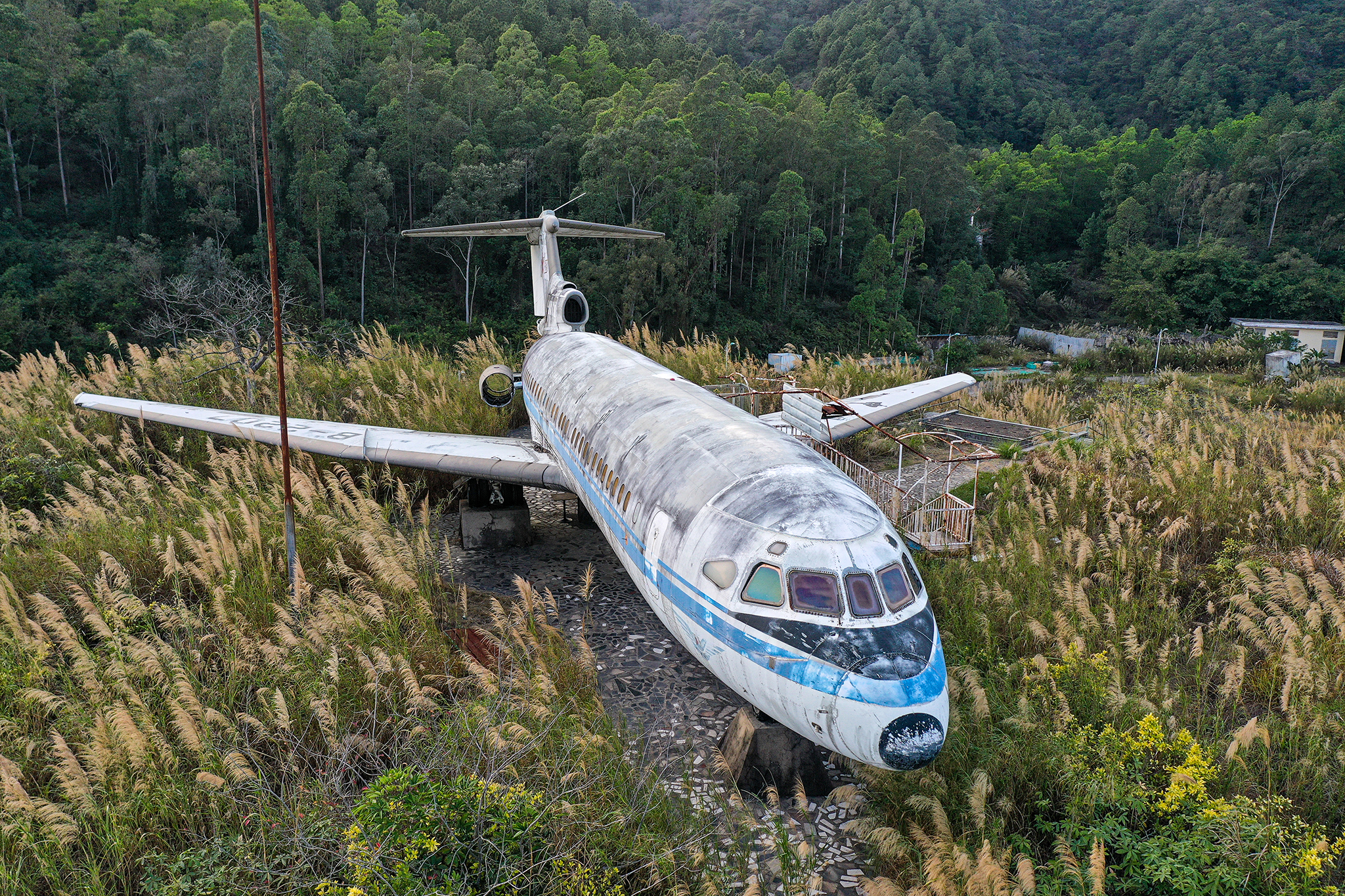 De centrales eléctricas a aviones abandonados: este es otro lado de China |  La fotografia