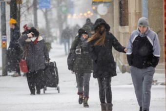 Mau tempo e forte queda de neve nos EUA, Canadá e Japão
