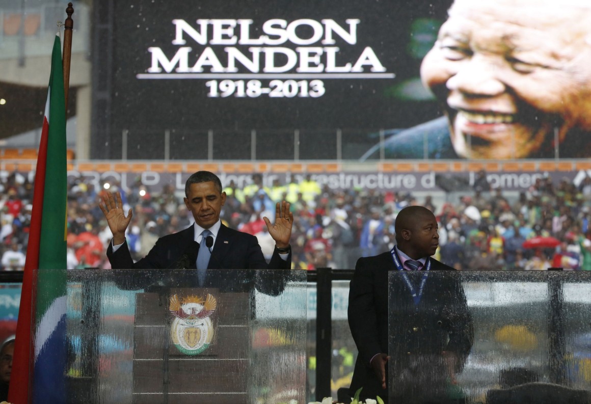 Alegado Interprete De Lingua Gestual No Funeral De Mandela Ja Tinha Sido Acusado De Varios Crimes Africa Publico