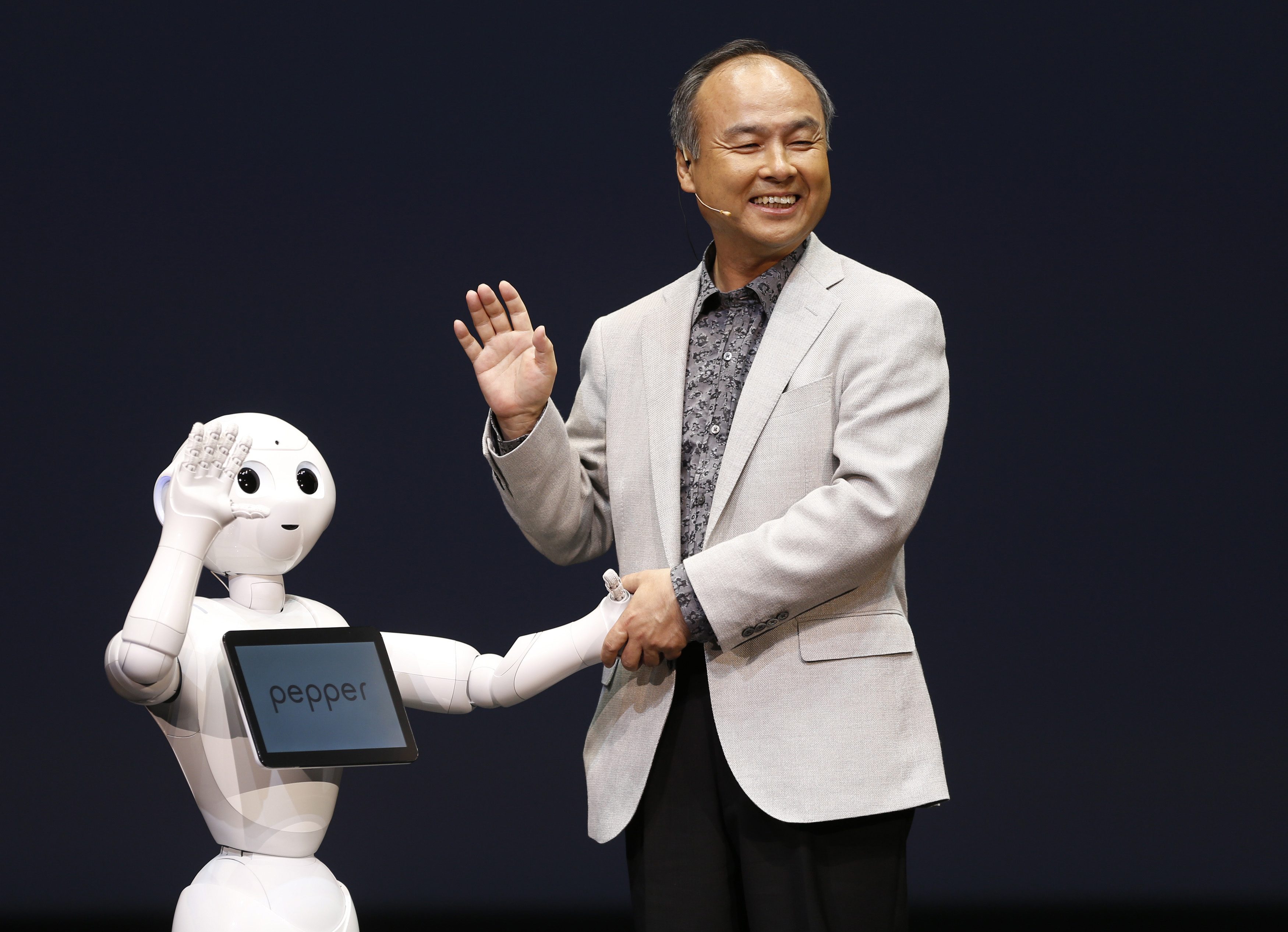 日本が人間の感情を読み取ることができる初のパーソナルロボットを発表 | 日本