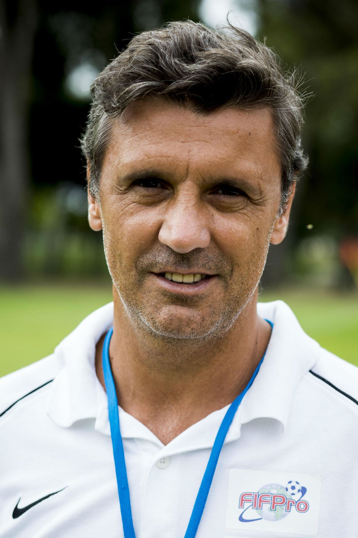 José Carlos “Os clubes não podem apenas servirse do jogador enquanto