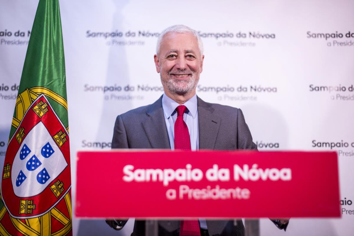 Sampaio Da Novoa Ficou Mais Clara Do Que Nunca A Urgencia Desta Candidatura Eleicoes Presidenciais Publico