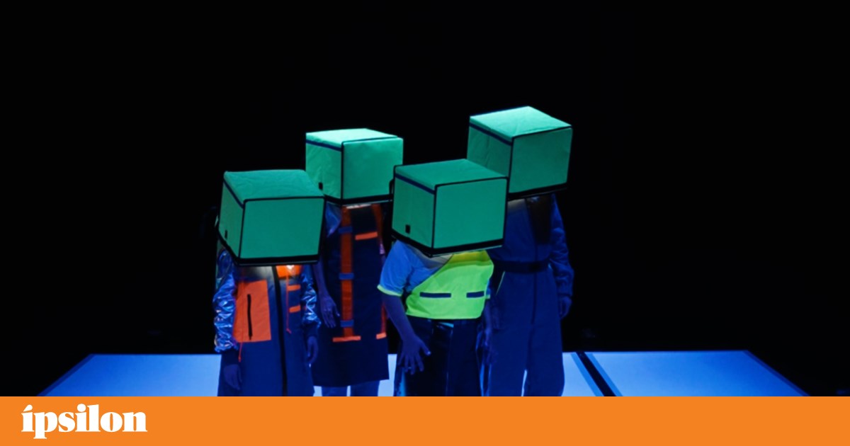 “Empregos Modernos”, um poema sobre o trabalho contemporâneo | Teatro “Empregos Modernos”, um poema sobre o trabalho contemporâneo | Teatro
